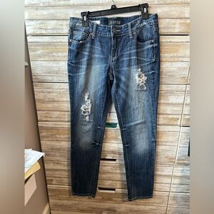 DECREE distressed jeans size 11. Good condition. Skinny.